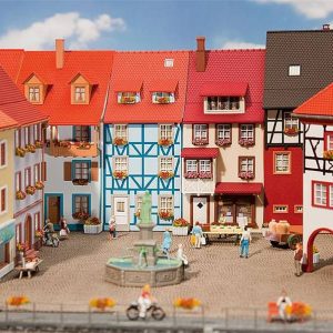 1/87 2 STADWONINGEN MET ERKER