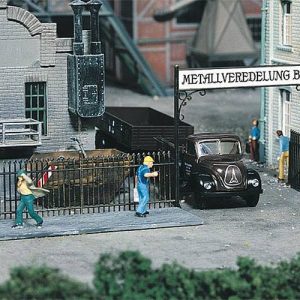 1/87 IJZEREN HEK MET TOEGANGSPOORT 1046 MM