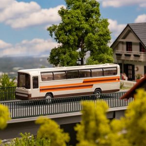 1/87 MB BUS O 303 RHD COACH (WIKING)