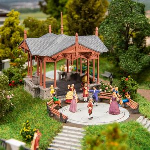 1/87 MUZIEKPAVILJOEN MET DANSENDE FIGUREN