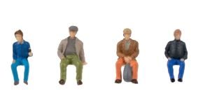 1/87 ZITTENDE TREINREIZIGERS