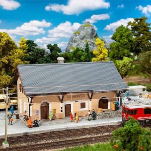 1/87 STATION ARDEZ